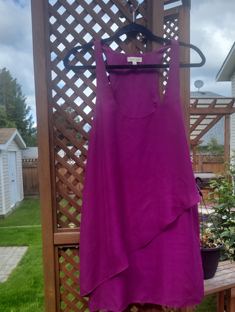 silence + noise sleeveless layered mini dress in plum